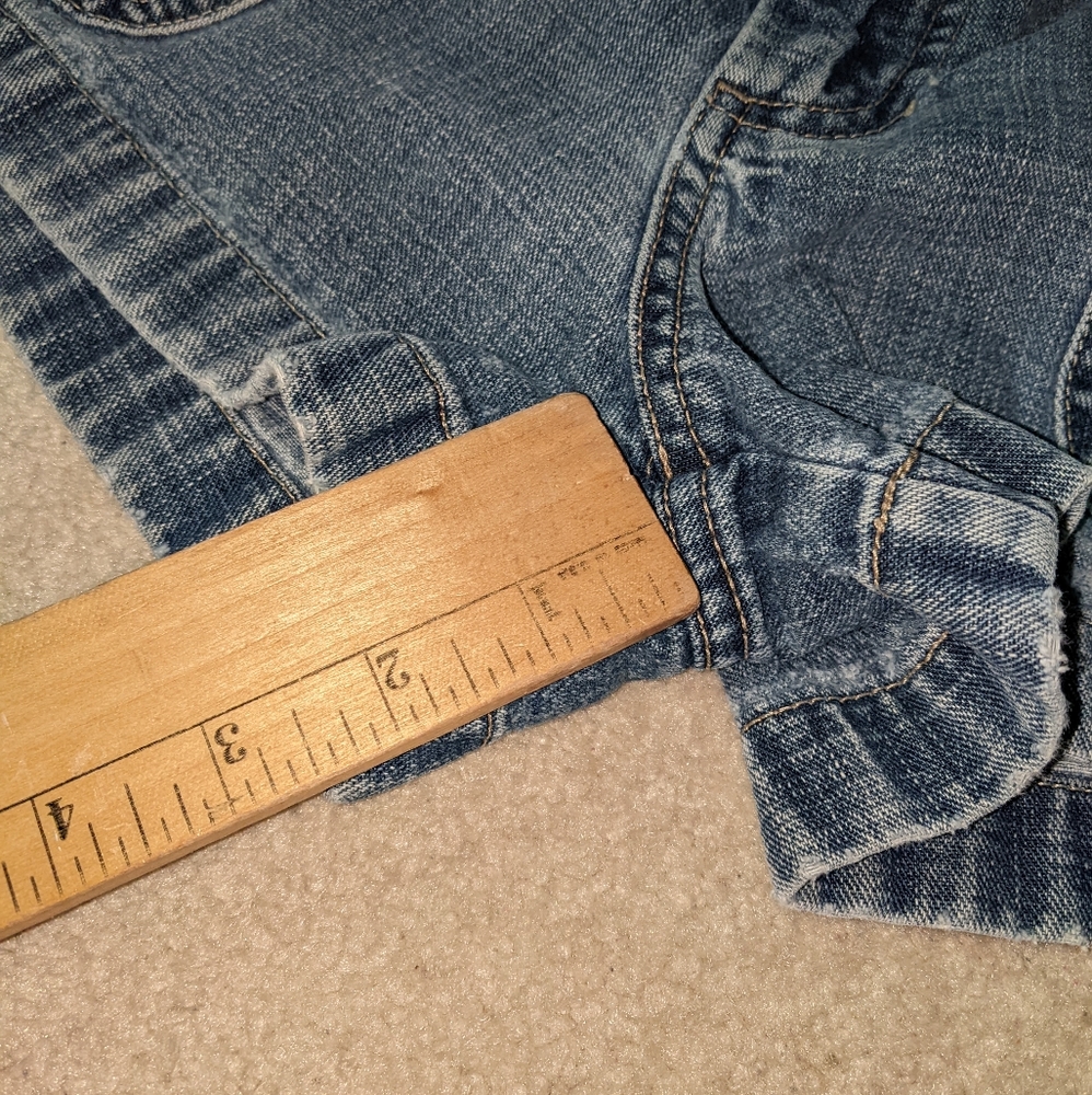 Old navy Jean shorts - Picture 7 of 16